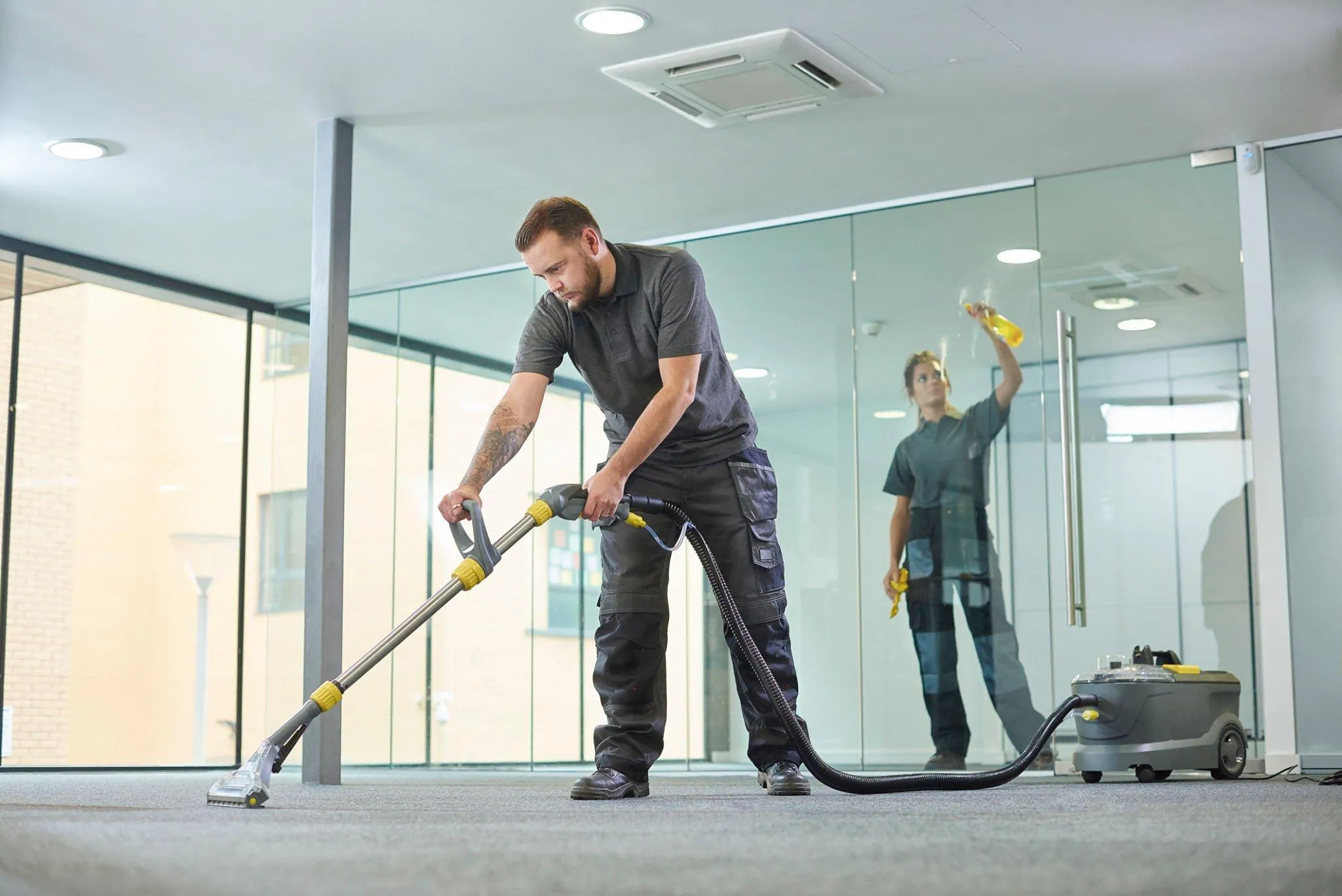 Deep cleaning a Hendersonville vacation rental property